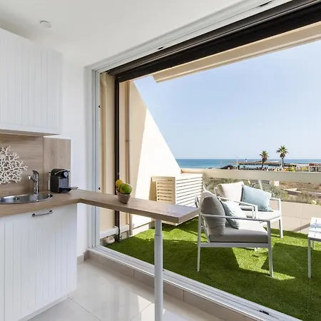 Blue Coral Heliopolis Naturiste