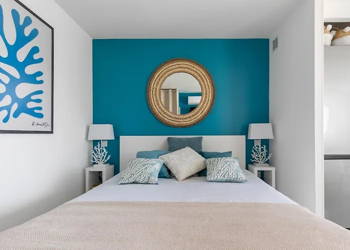 Blue Coral Heliopolis Naturiste * Agde